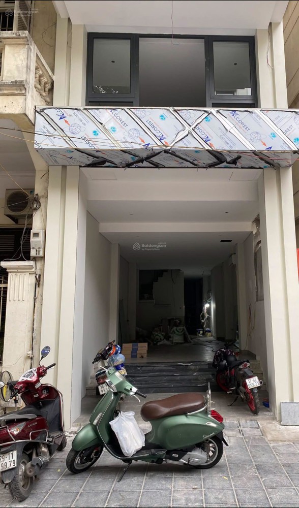 Cho Thuê Nhà Mặt Phố Lê Ngọc Hân 80M X2 Tầng Mặt Tiền 4,2M Có Thang Máy, Phù Hợp Mọi Mô Hình Kinh