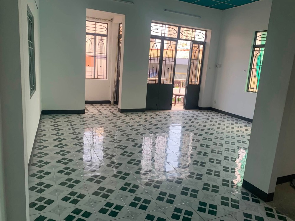 ► 4.1 Tỷ Kiệt Gần Lê Duẩn, 78M2, Ngang Hơn 6M, 2.5 Tầng Kiên Cố, 3Pn, Giảm Sâu 700Tr