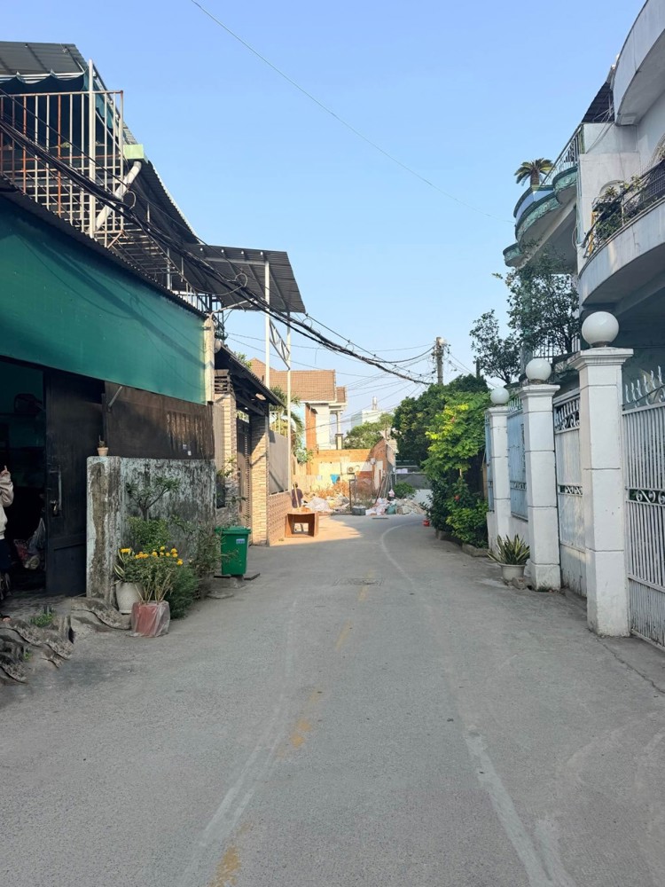 H2696* Đất Xưởng 155M2 Vuông A4 Sát Pm Quang Trung 6.X Tỷ