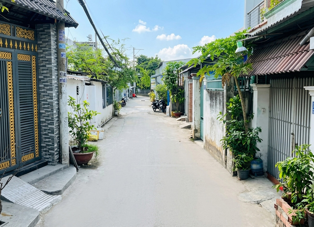 K2698* Mặt Tiền Đường Thông Gần Chợ Cầu Tiện Xây Mới 5.X Tỷ
