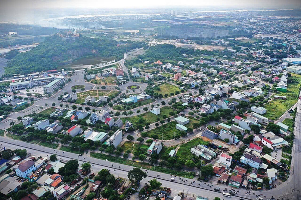 Bán Nhà 1 Trệt 1 Lầu Phường Đông Hòa - Tp.hồ Chí Minh (Mới) – Đường 20M – Kinh Doanh Tốt – Có Dòng