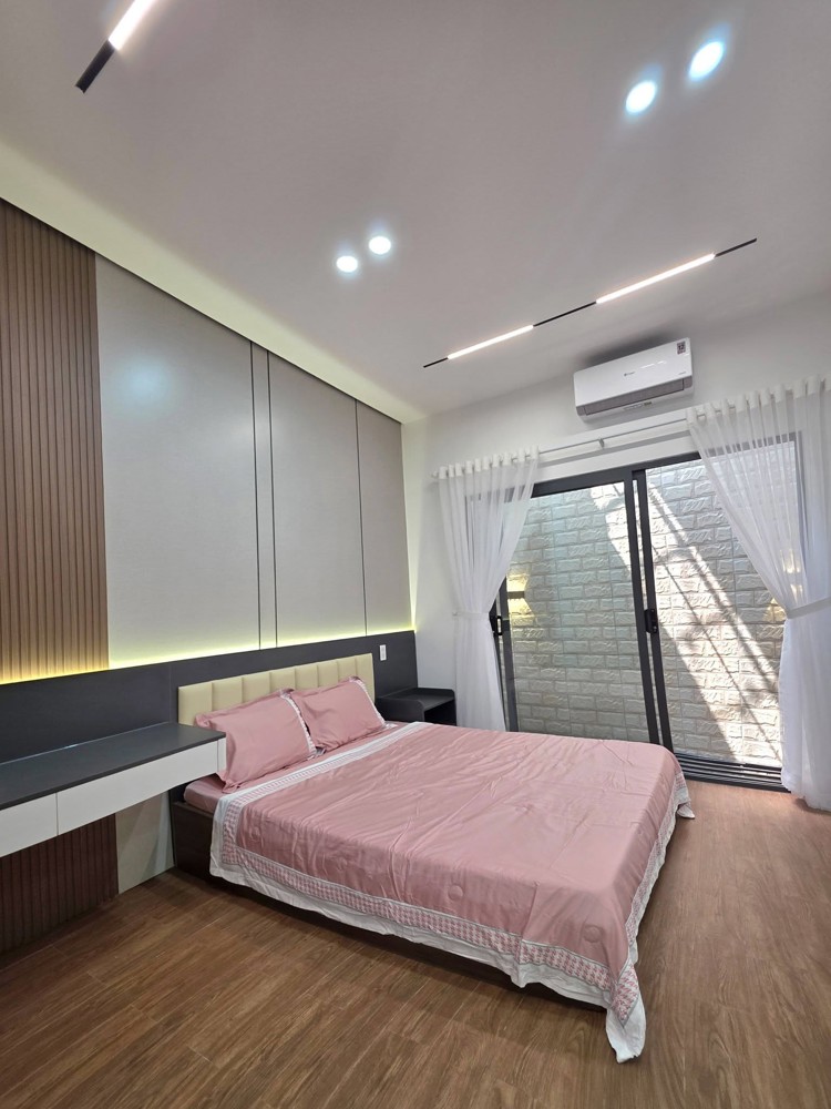 Nhà Full Nội Thất Xịn - Ô Tô Ngủ Trong Nhà - Kiệt Âu Cơ