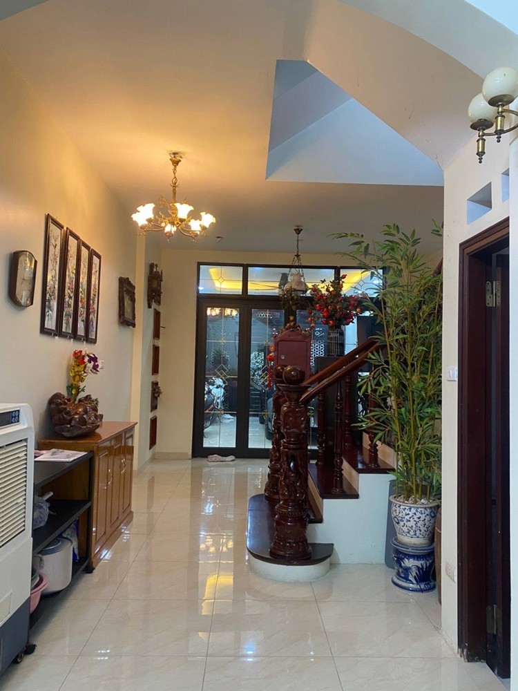Biệt Thự Sài Đồng 180M2, 4 Tầng, Vỉa Hè , Cây Xanh Mát Xung Quanh Nhỉnh 40 Tỷ