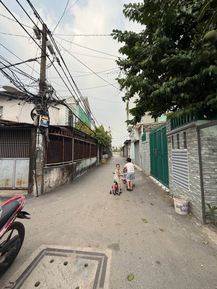 [Kh063*] Lô Góc Giáp Sông - 50M Ra Lê Đức Thọ Gò Vấp - Giá 11.X Tỷ