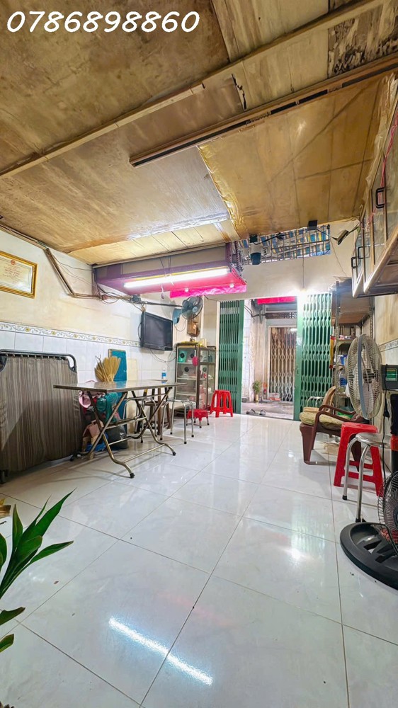 Bán Nhà Quận 10 – Hẻm Xe Hơi Thông, Cách Mặt Tiền Chỉ 30M, Giá Chỉ 4,8 Tỷ