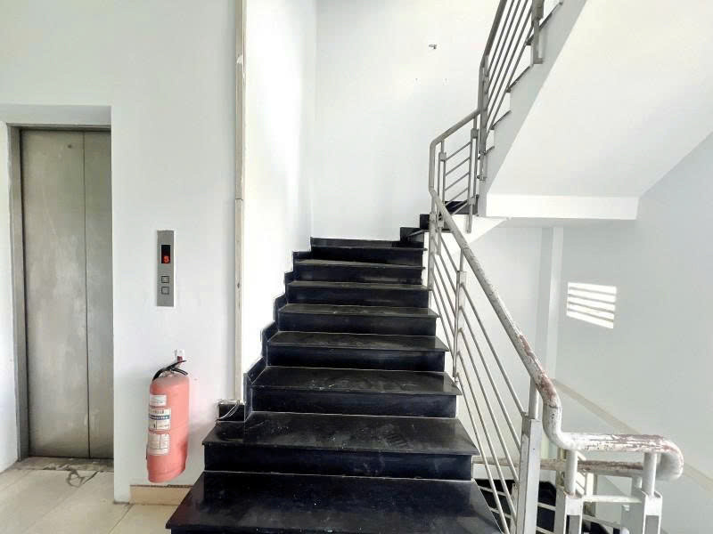 Bán Nhà 2 Mặt Tiền Bạch Đằng - Ngay Cv Gia Định, 4X22m - 8 Tầng - 12Pn, Chào 29,8 Tỷ
