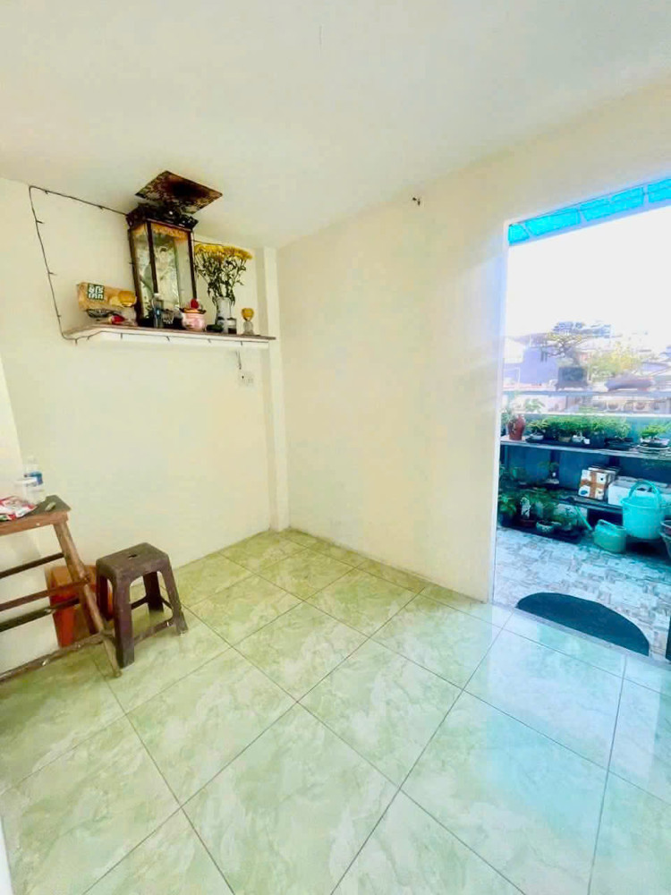 ► Gần Nguyễn Hoàng, 41M2, 4 Tầng Đúc, 4Pn Khép Kín, Sân Thượng Trước-Sau,3.X Tỷ