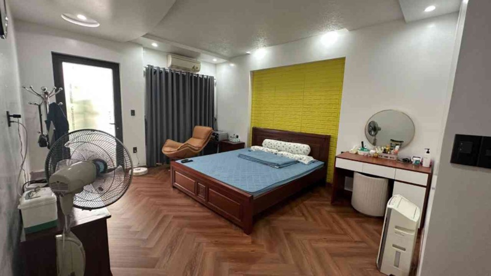 Nhà 4,5 Tầng Tuyến 3 Lê Hồng Phong - 4 Phòng Ngủ Khép Kín - Chỉ 6,9 Tỷ