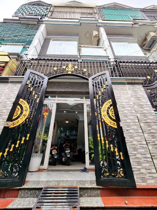 Nhà 2 Lầu Hẻm 141 Tám Danh P.chánh Hưng P4q8