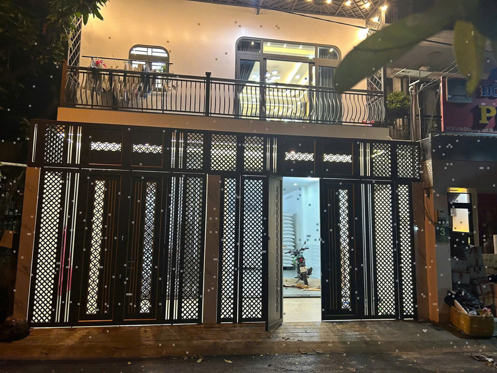 Bán Nhà (7.8X22) Mặt Tiền Thới Tam Thôn 9 – Hóc Môn – Vị Trí Vàng – Giá 9,89 Tỷ