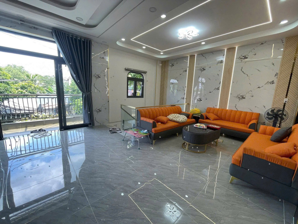 Bán Nhà (7.8X22) Mặt Tiền Thới Tam Thôn 9 – Hóc Môn – Vị Trí Vàng – Giá 9,89 Tỷ