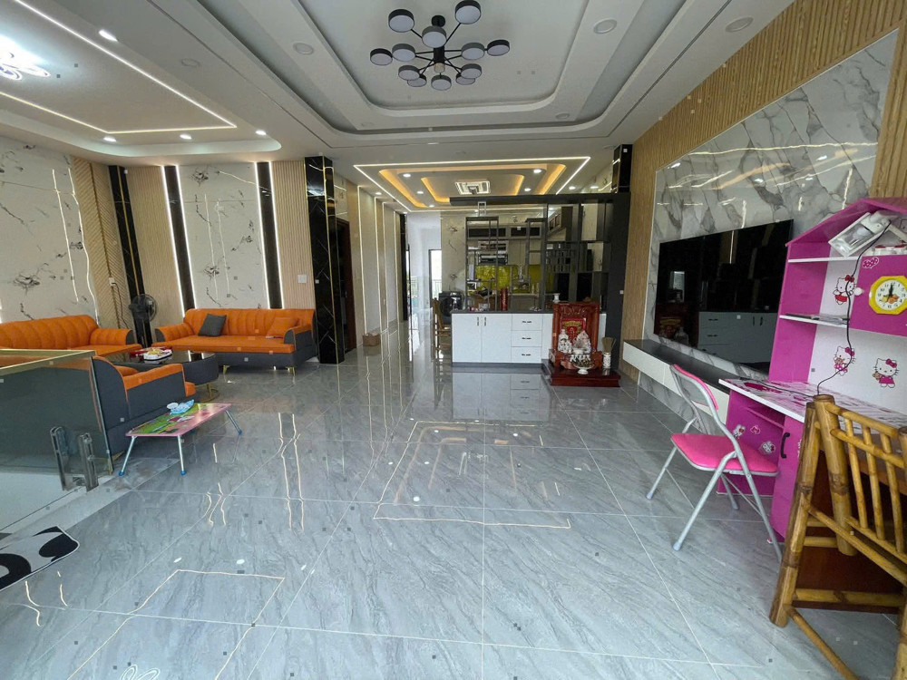 Bán Nhà (7.8X22) Mặt Tiền Thới Tam Thôn 9 – Hóc Môn – Vị Trí Vàng – Giá 9,89 Tỷ