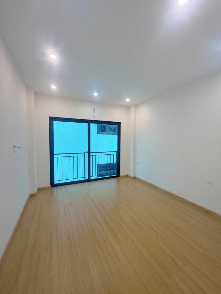 Chính Chủ Bán Gấp Nhà Mới 4,5 Tầng - 200M Ra Đại Lộ Tây Thăng Long - Đón Sóng Cầu Noi - Chỉ 7,1 Tỷ