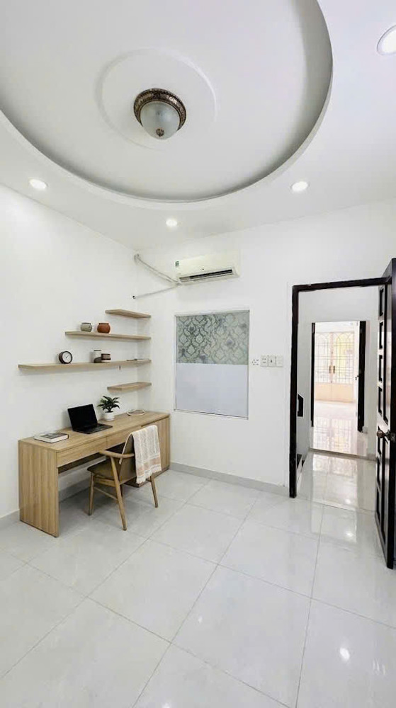 Bán Nhà Hẻm Ô Tô Hoàng Hoa Thám, Quận Phú Nhuận, 3.2 X 12M (45 M2), Giá 8.5 Tỷ