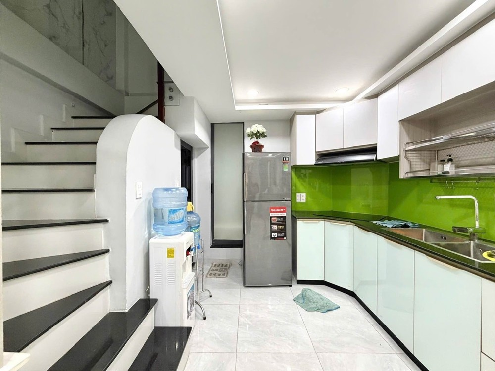 Nhà 5 Tầng Hẻm Xe Hơi Phan Tây Hồ – 39M² – Cách Mặt Tiền 20M – Giá 7.35 Tỷ
