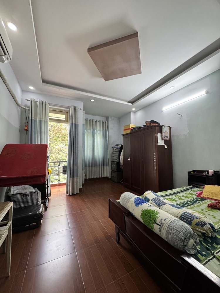 [Kh069*] Ngộp Bank 3 Tỷ Nhà 8Pn Sát Emart Phan Huy Ích, Chỉ 6.X Tỷ