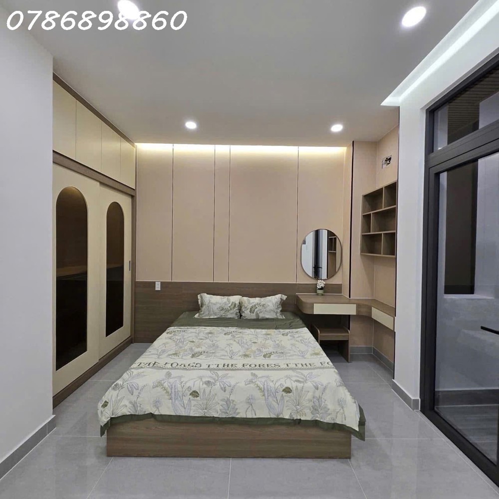 Bán Nhà Mới 100% – 5 Tầng Btct – Hẻm Âu Dương Lân, Phường Chánh Hưng Q8