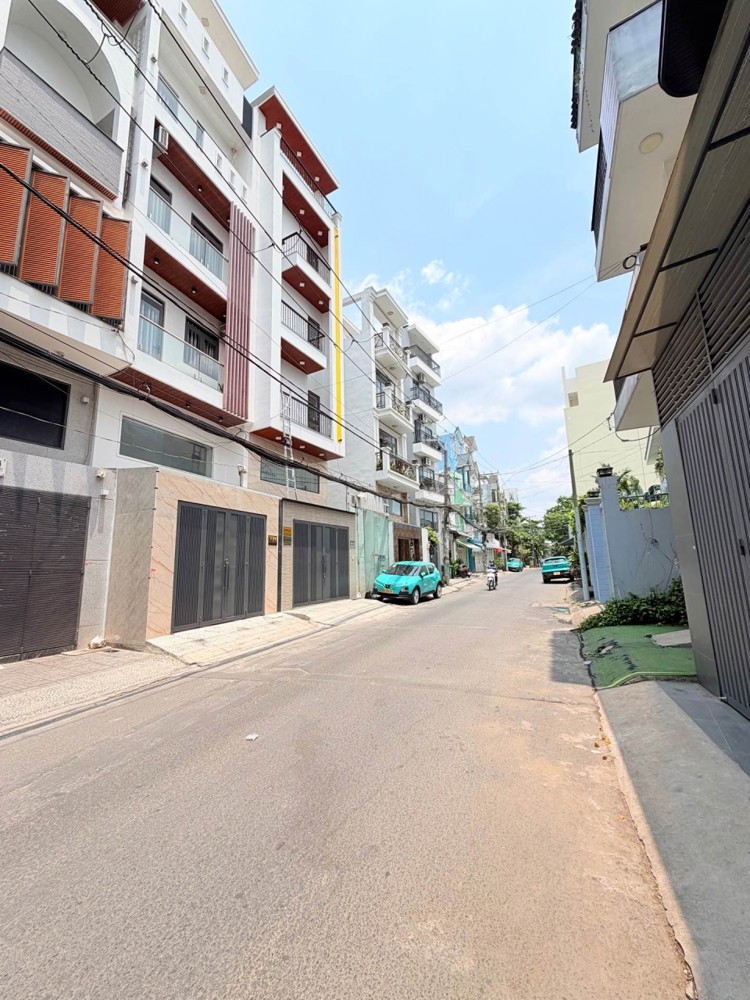 [L2735*] Lô Góc Mặt Tiền Đường Số 30 An Nhơn Gò Vấp, 9.X Tỷ