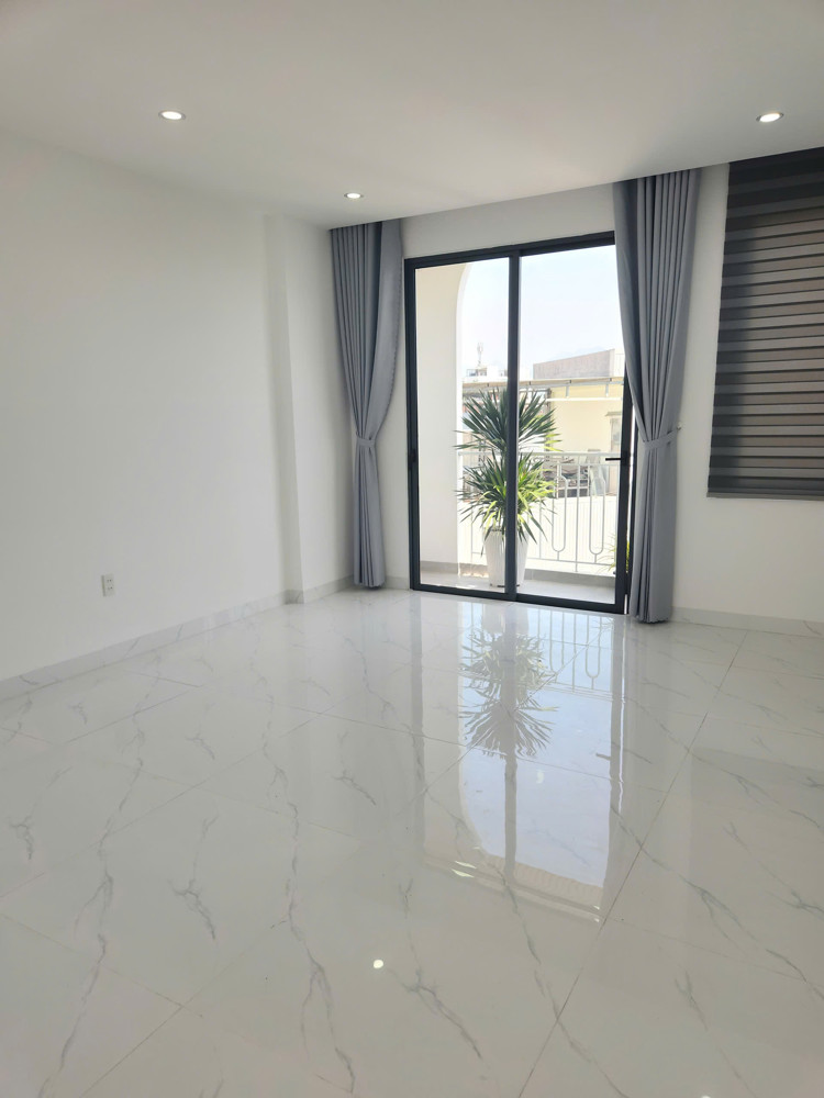 Nhà Đẹp 3 Tầng Full Nội Thất Y Hình – Kiệt Ô Tô K192 Tô Hiệu