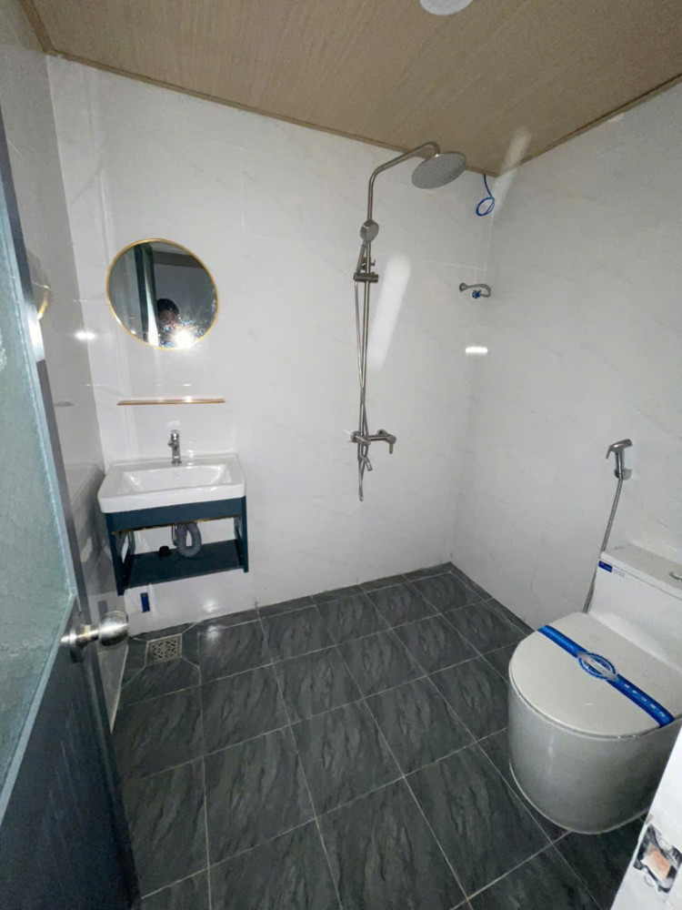 Bán 2 Căn Nhà C4 Gác Lửng Kiệt Đoàn Phú Tứ - Gần Đường Chính