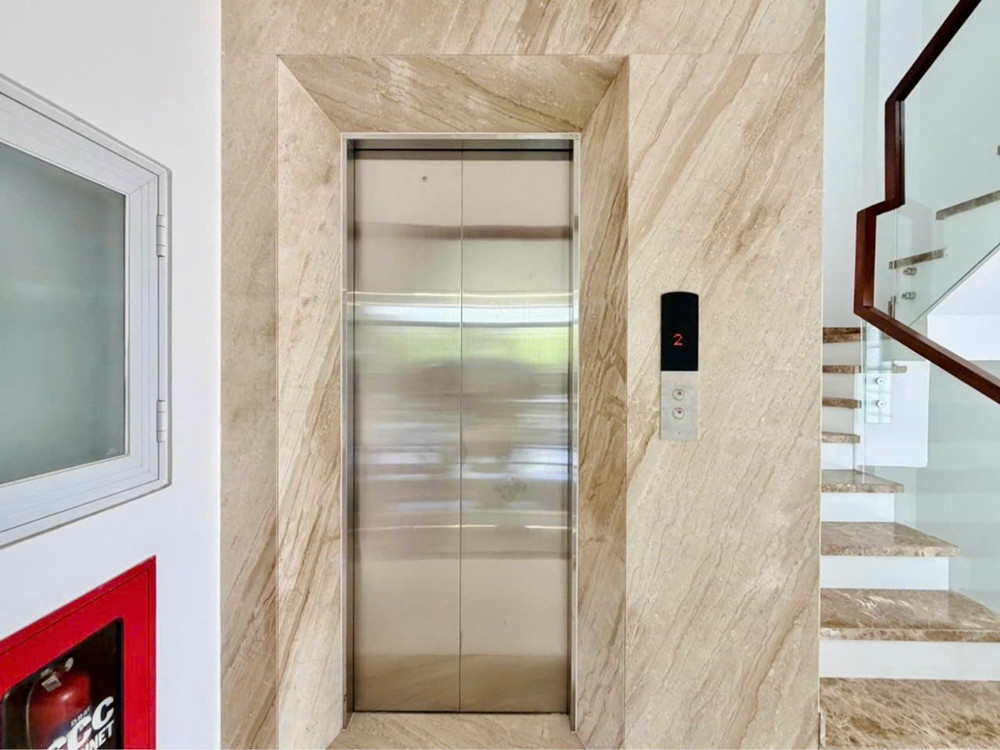 Quận 1: Bán Tòa Nhà 6 Tầng Mặt Tiền Nguyễn Văn Nguyễn, P.tân Định- Dt Đẹp 4,5M*15m- Sẵn Hdt