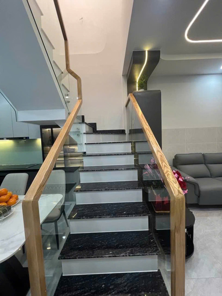 Bán Nhà Hẻm Đường Số 19, Tân Quy, Quận 7, 58M², 2 Tầng, Lô Góc 3 Pn, Sát Chợ Tân Quy, Giá 5.9 Tỷ