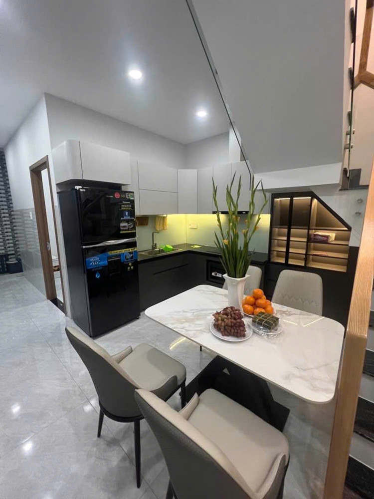 Bán Nhà Hẻm Đường Số 19, Tân Quy, Quận 7, 58M², 2 Tầng, Lô Góc 3 Pn, Sát Chợ Tân Quy, Giá 5.9 Tỷ