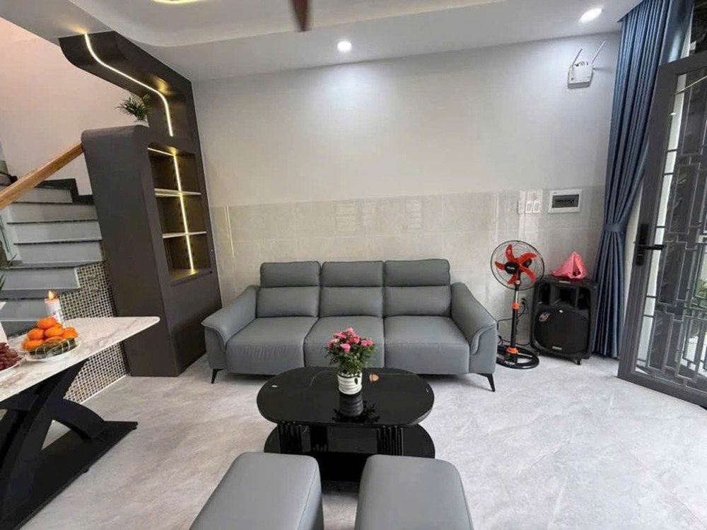 Bán Nhà Hẻm Đường Số 19, Tân Quy, Quận 7, 58M², 2 Tầng, Lô Góc 3 Pn, Sát Chợ Tân Quy, Giá 5.9 Tỷ