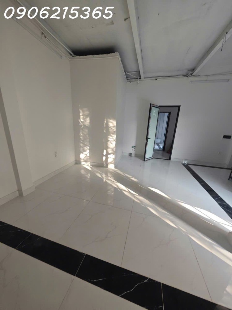 Cho Thuê Kho + Mặt Bằng 120M² Thạch Bàn – Long Biên 2 Tầng Kiên Cố Chỉ 9,5 Triệu/tháng, Lh