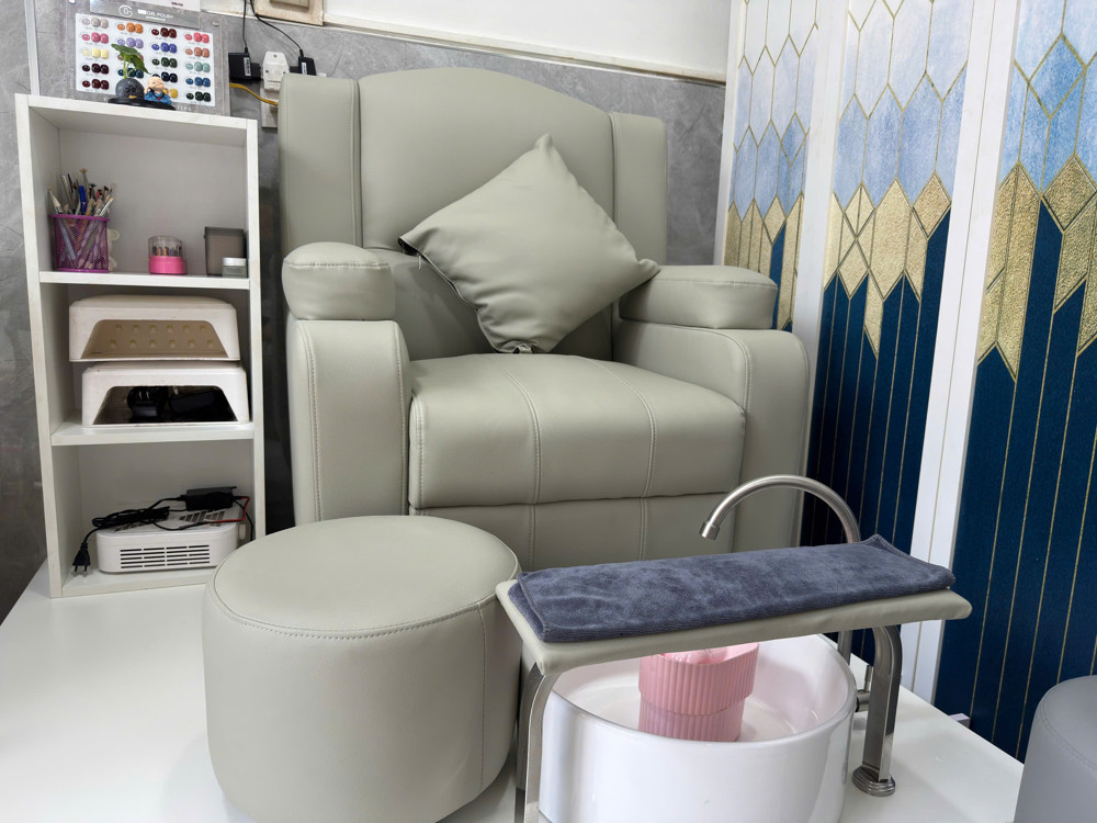 Sang Nhượng Tiệm Nail – Mi – Gội Đang Hoạt Động Ổn Định Tại Tân Phú, Hồ Chí Minh