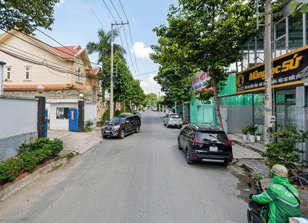 D2761* Nhà Xưởng Hẻm 10M Lê Thị Riêng Sát Nhà Máy Bia - Cơ Hội Hiếm 7.X Tỷ
