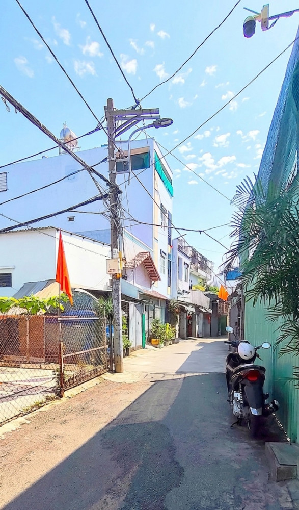 [Kh075*] Lô Đất Hiếm 96M2 Sát Cv Làng Hoa, 9.X Tỷ