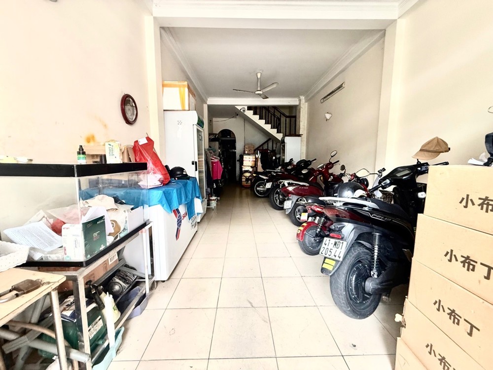 Mặt Tiền Ngay Lũy Bán Bích-Nguyễn Trường Tộ - Tân Phú - 4 Tầng- Ngang 4.2M - Nhỉnh 11 Tỷ