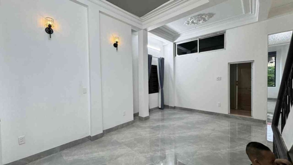 Căn Góc Mặt Phố Lê Lợi - Hàng Hiếm Trung Tâm