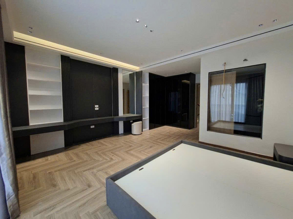 Bán Nhà Nguyễn Văn Linh 50M 7 Tầng Mt5.3m Kinh Doanh Gara Ô Tô Nhỉnh 12 Tỷ