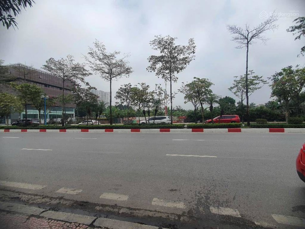 Giảm 4 Tỷ Mặt Phố Cổ Linh Toà Văn Phòng Mt 12M Dt 130M2 4 Tầng Kinh Doanh Cao Cấp