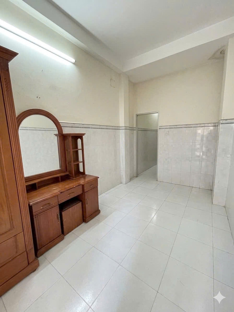 Bán Nhà Sát Chợ Tân Bình, Đường Phú Hòa, P8, Tân Bình, Tp Hcm