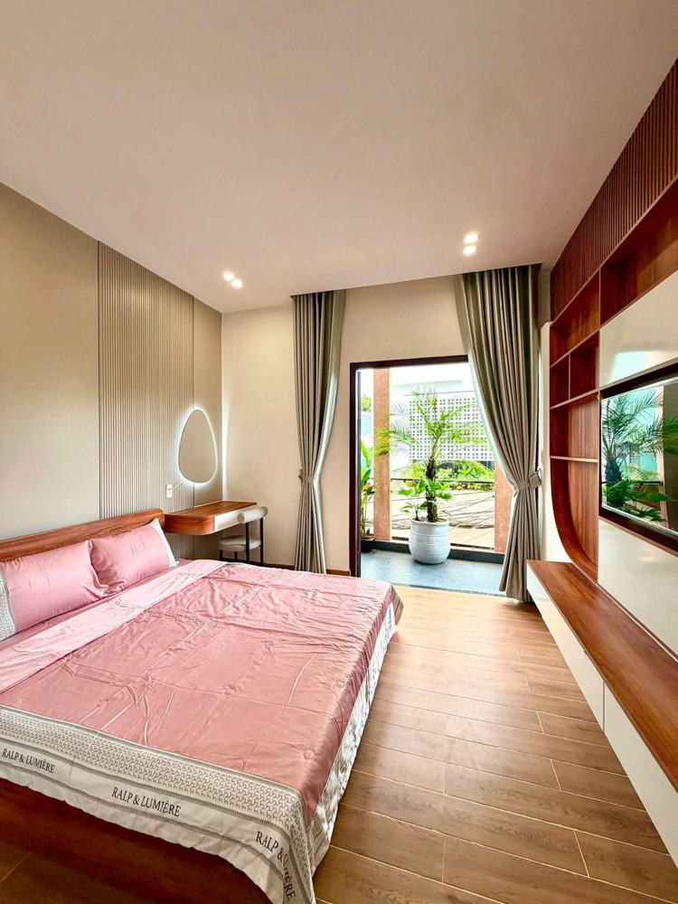 Nhà 3 Tầng 3 Mê 2 Mặt Kiệt, Kiệt Ô Tô Tránh Nhau Nguyễn Phước Nguyên