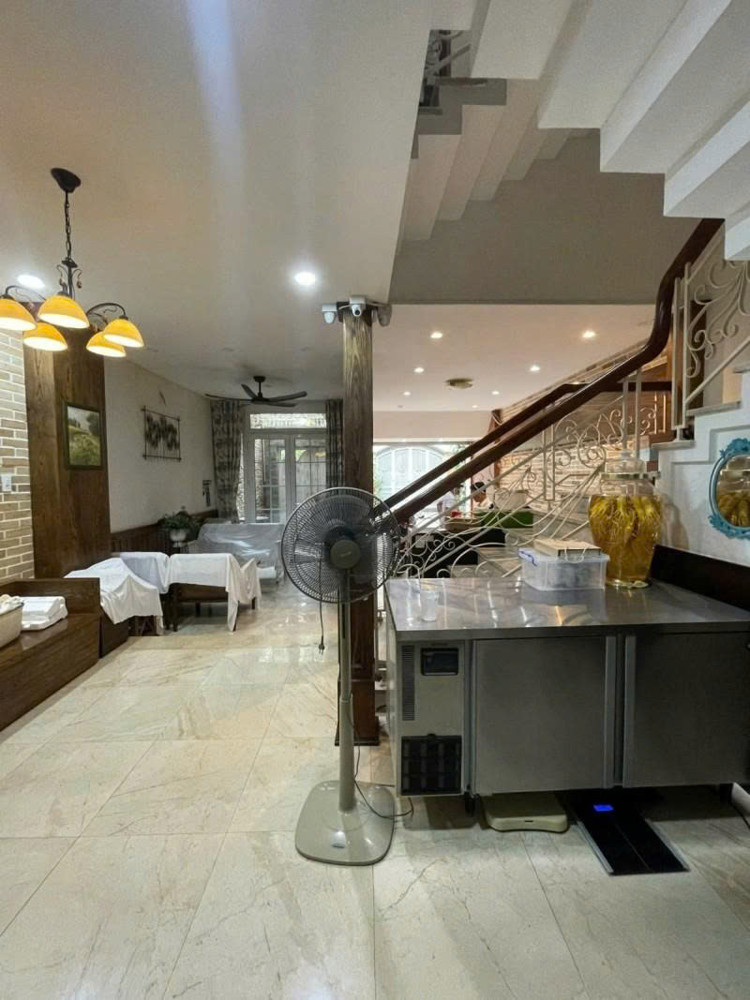 Bán Nhà Hẻm 8M Đường C1- Ngay Cộng Hòa, Thông Hoàng Hoa Thám, 6X15m, 5 Tầng, 20,5 Tỷ