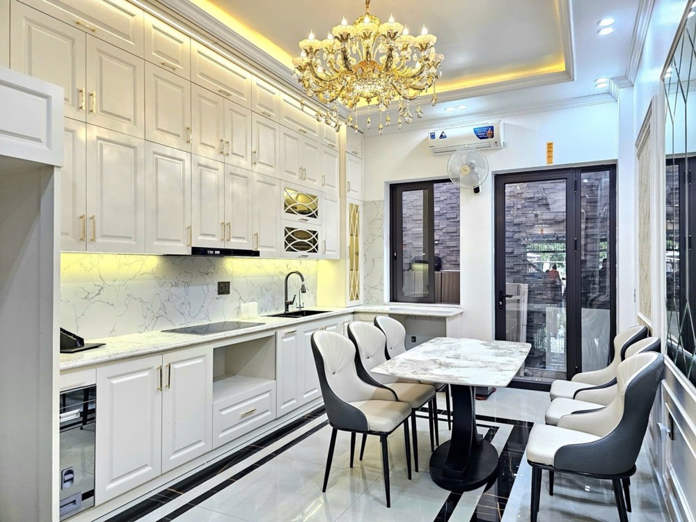 Siêu Phẩm Mặt Đường Khúc Hạo - Nhà Mới 4 Tầng Thang Máy