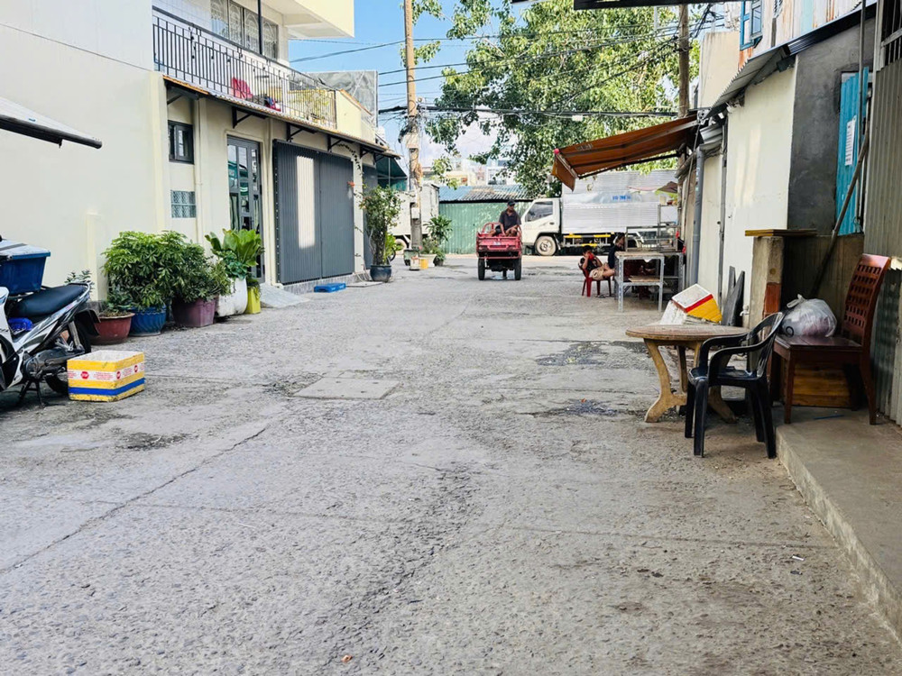Bán Nhà 5 Tầng - Đường Nguyễn Duy, Q.8 - Dt: 150M - Gần Cầu Nguyễn Tri Phương - Giá 6.3 Tỷ