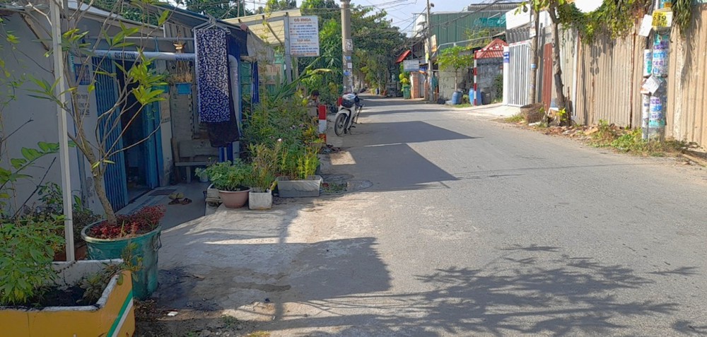 Cần Bán 290M2 Full Thổ Cư Có 12 Phòng Trọ Đường Kho Gạo