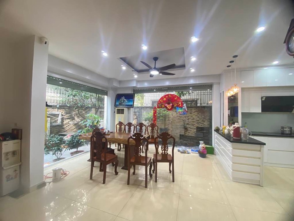 Bán Biệt Thự Việt Hưng 200M2- 4 Tầng- An Sinh Đỉnh- Nhỉnh 50 Tỷ