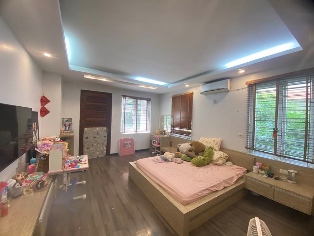 Bán Biệt Thự Việt Hưng 200M2- 4 Tầng- An Sinh Đỉnh Cao- Nhỉnh 50 Tỷ