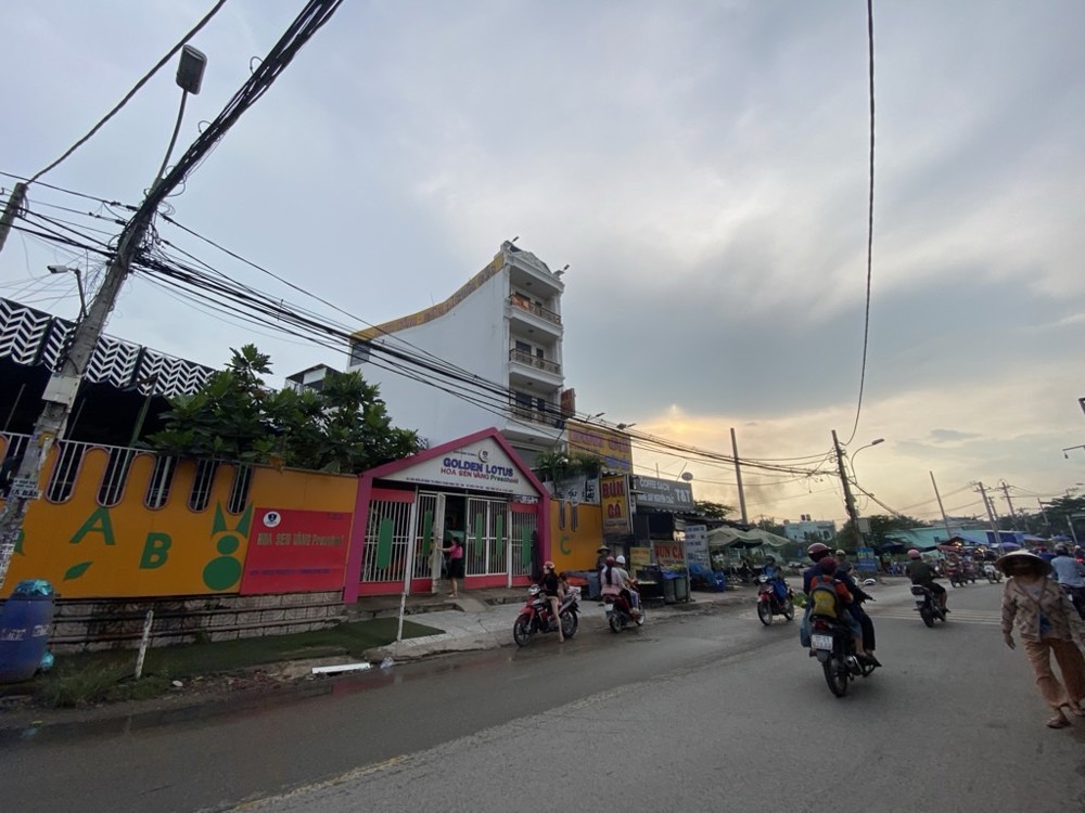 Nhà Mặt Tiền Tây Lân Gần Chợ, Phù Hợp Vừa Ở Vừa Kinh Doanh