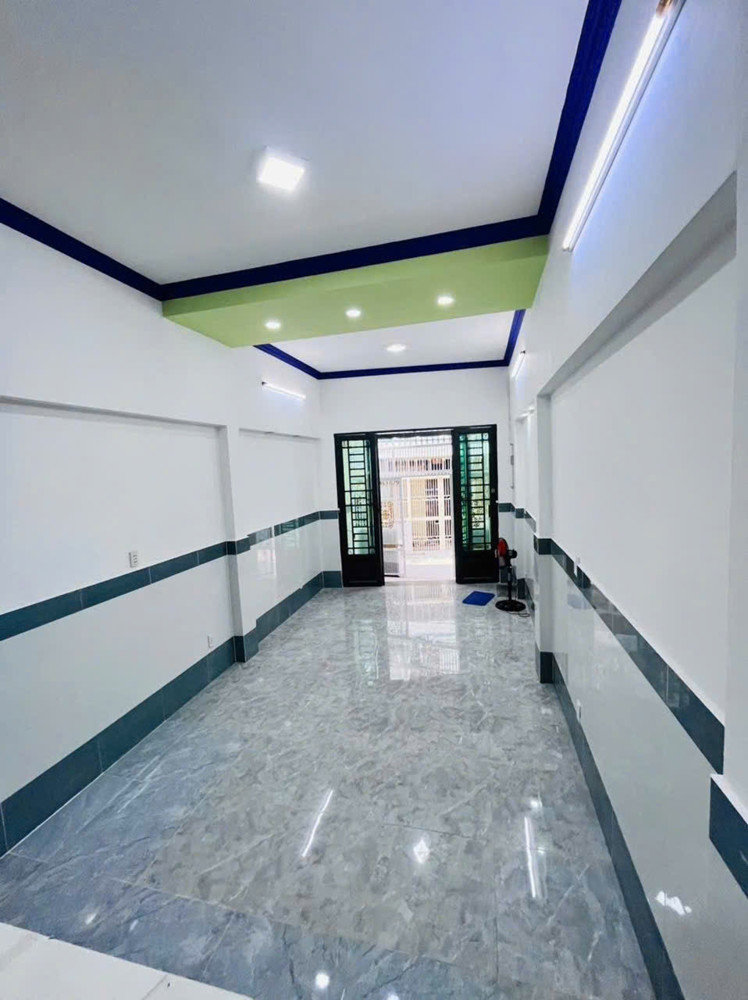 Bán Nhà Hẻm Xe Hơi - Âu Dương Lân Quận 8 - 54.4M2 Nở Hậu - Sổ Hoàn Công Đủ - Giá 6.38 Tỷ