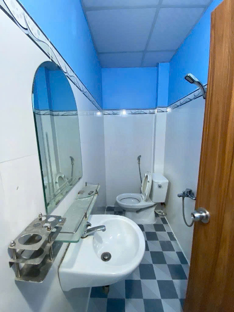 Bán Nhà 2 Mặt Tiền Hẻm Xe Hơi Quốc Lộ 50 Bình Chánh - 98M2 (4X23.3m) - Cách Mt 10M - 4Pn - Giá 5.5