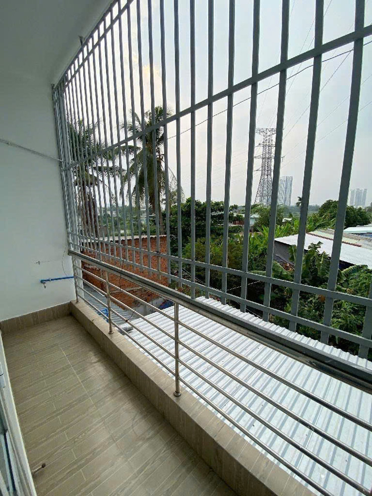 Bán Nhà 2 Mặt Tiền Hẻm Xe Hơi Quốc Lộ 50 Bình Chánh - 98M2 (4X23.3m) - Cách Mt 10M - 4Pn - Giá 5.5