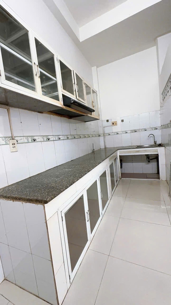 Bán Nhà 3 Tầng Hẻm Xe Hơi Phạm Thế Hiển Quận 8 - 62.4M2 (7.8X8.5m) - 4Pn - 3Wc - Sổ Hoàn Công - Giá