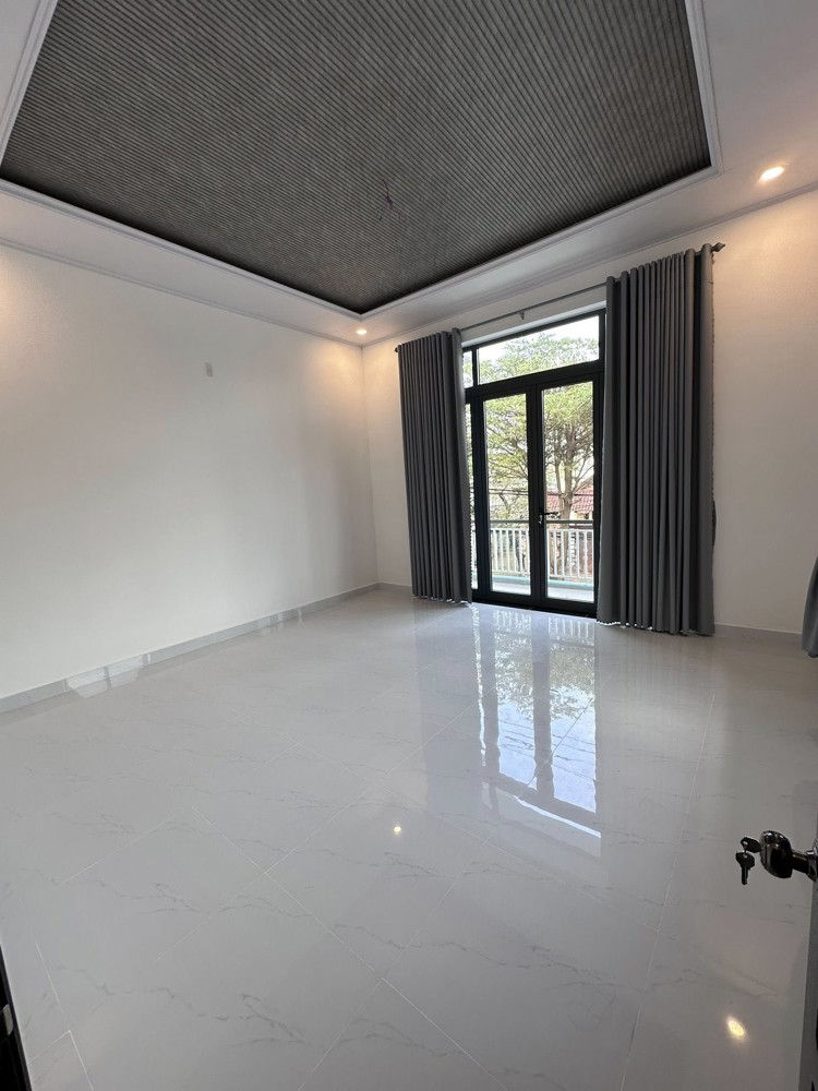 Nhà Đẹp 2 Tầng Nguyễn Công Hoan 125M2 Ngang 6.4M